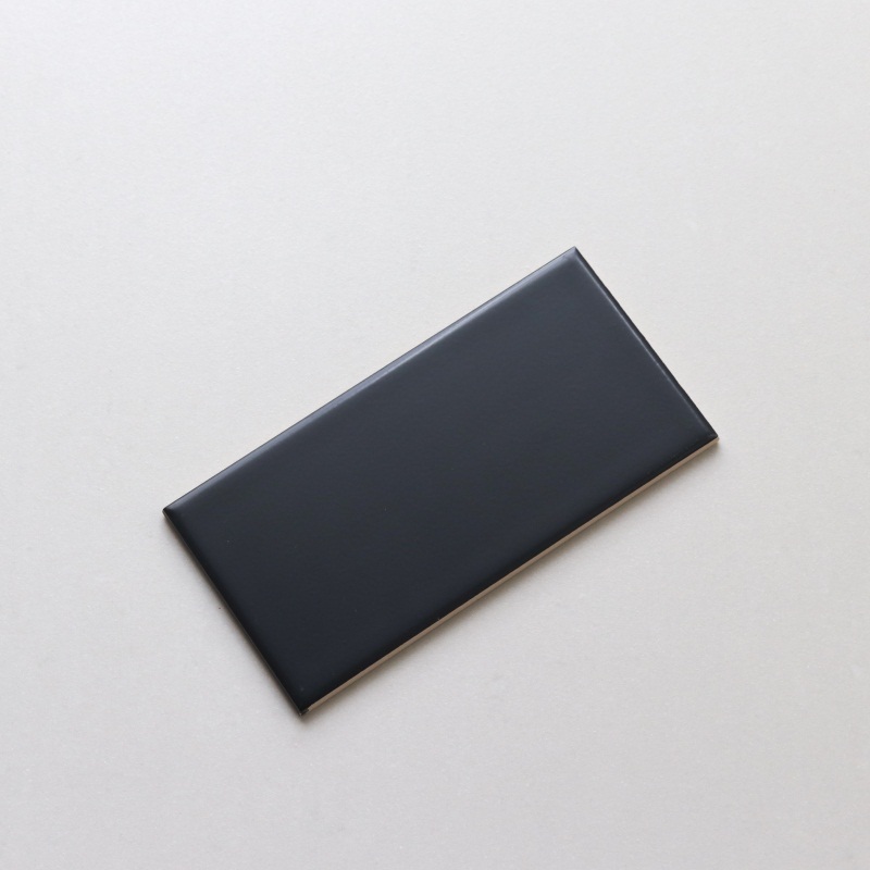 100x200mm黑色瓷片