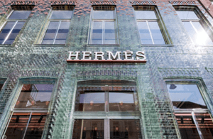 MVRDV设计的阿姆斯特丹“水晶屋” 被Hermès选为新门店