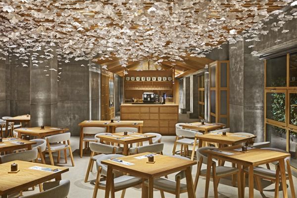 经典和现代的交融 这家餐厅重新诠释了传统寿司店