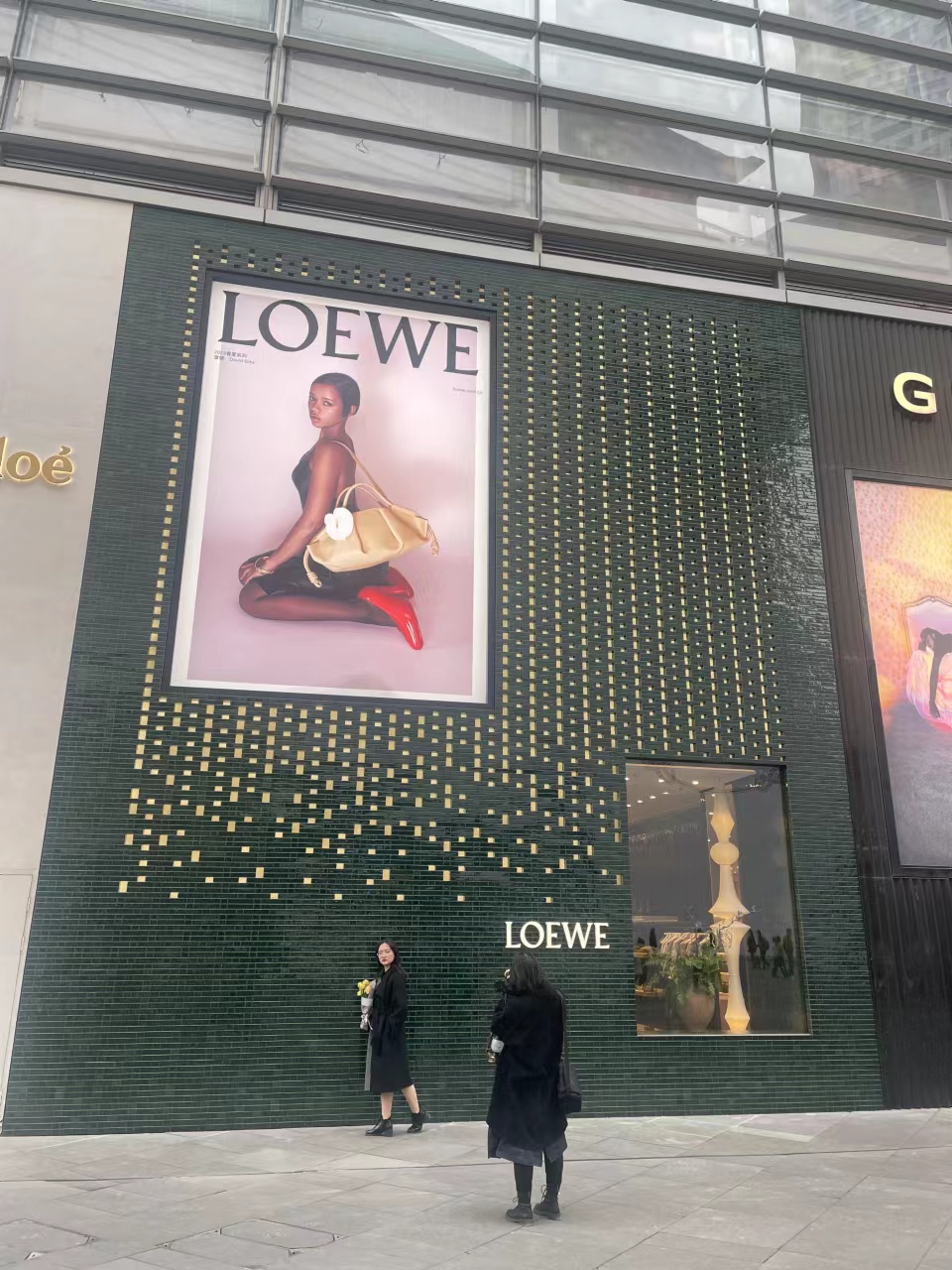 LOEWE罗意威南京德基广场店门头及内装