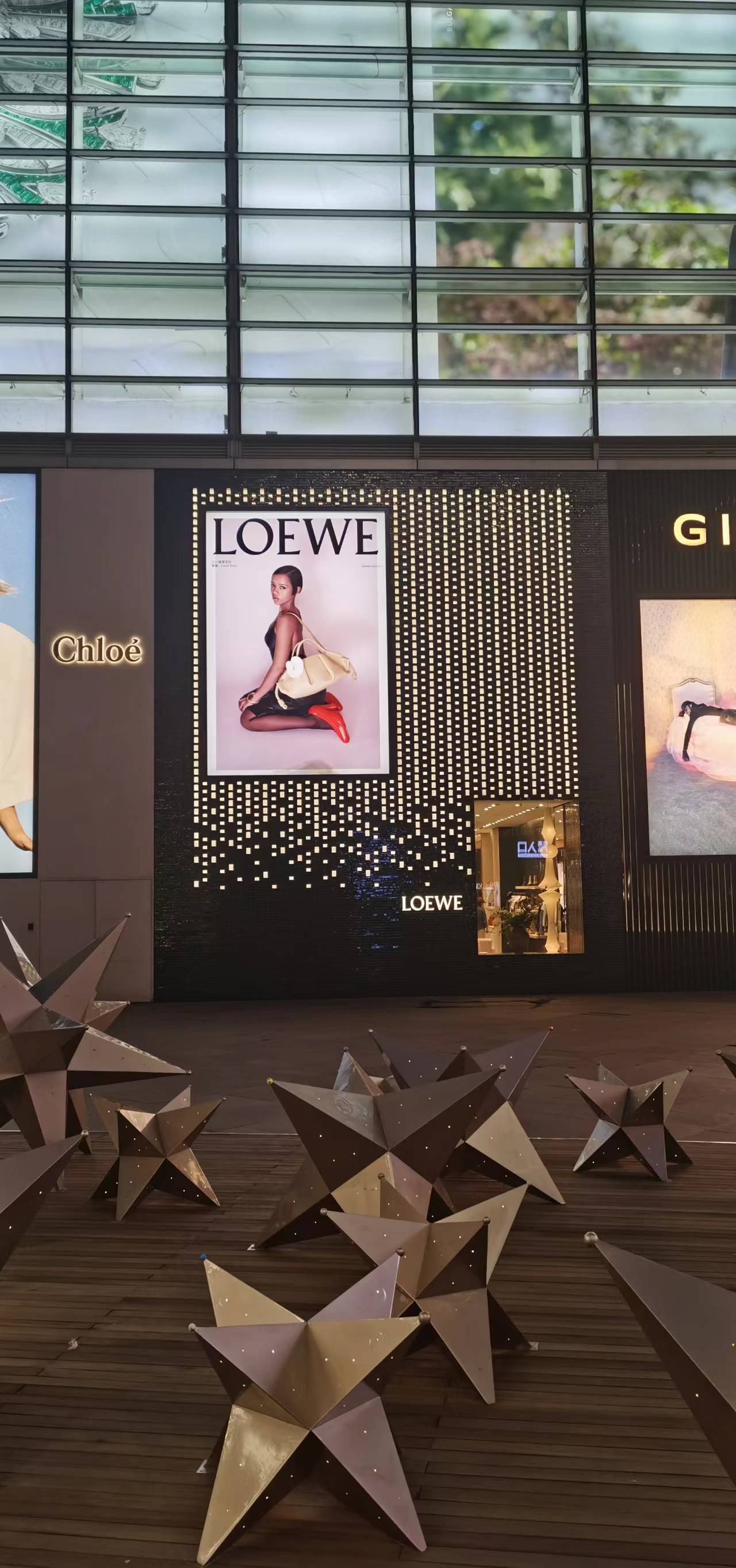 LOEWE罗意威南京德基广场店门头及内装
