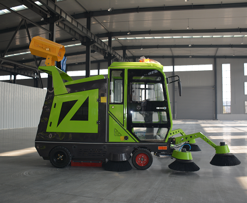索玛特四轮七刷多功能自卸款驾驶式电动扫地车