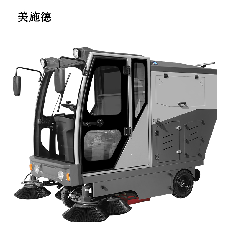 美施德驾驶式扫地车MSD-T240