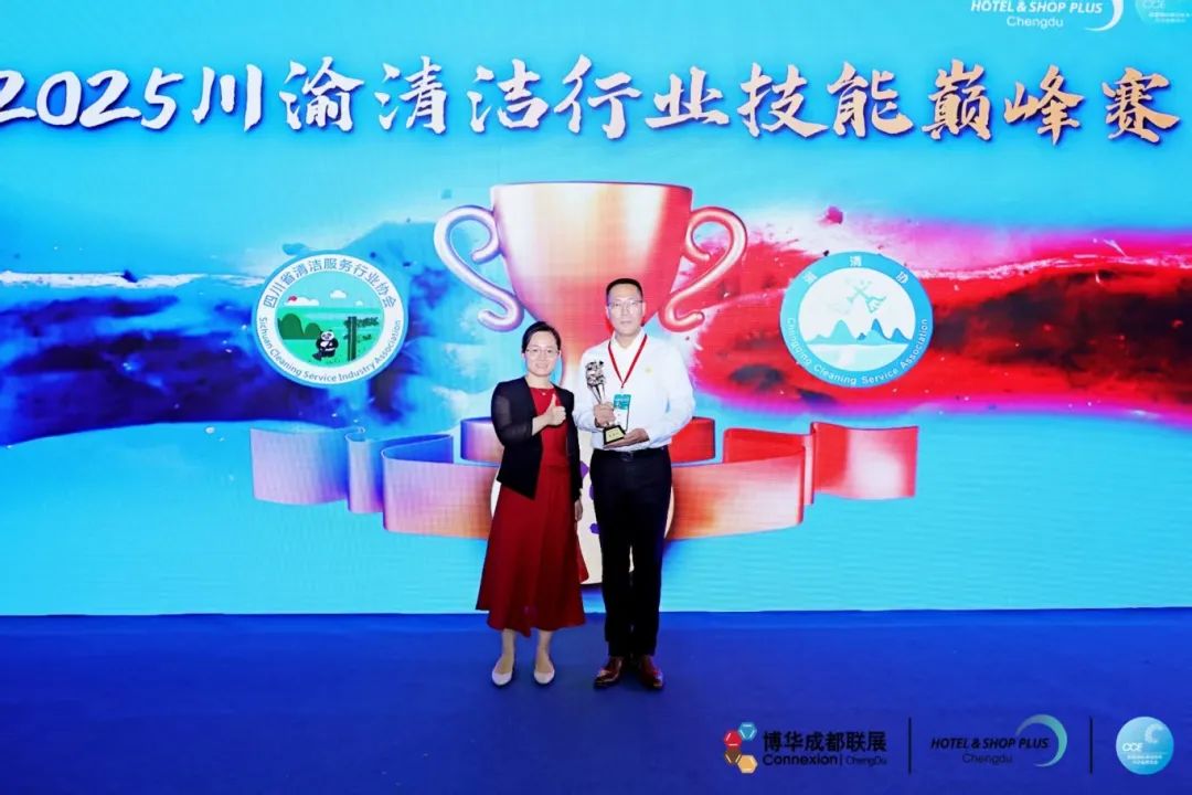 ef418c9fe928bfa2f7720ab32d65832.jpg