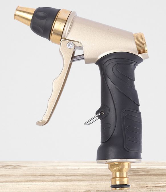 Floor scrubber water gun